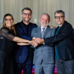A primeira-dama Janja, Wagner Moura, presidente Lula e Kleber Mendonça Filho, durante exibição do filme O Agente Secreto, no Palácio do Alvorada, em Brasília. Foto: Ricardo Stuckert/Secom-PR